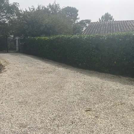 - Maguide -modern בקתה